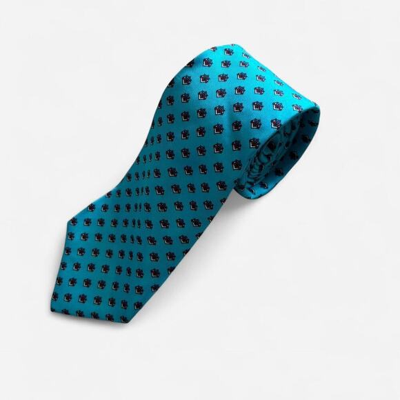 Christian Dior Other - Vintage Christian Dior Blue patterned  100% silk Tie